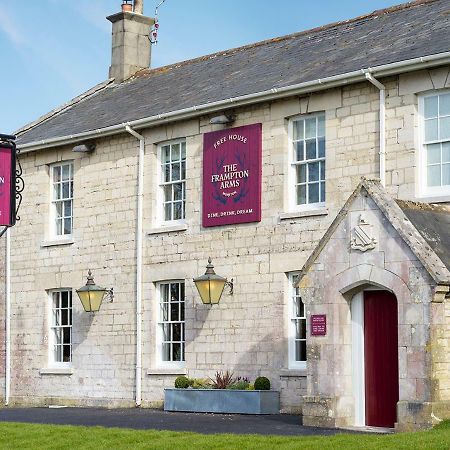 The Frampton Arms Hotel Moreton  Exterior photo