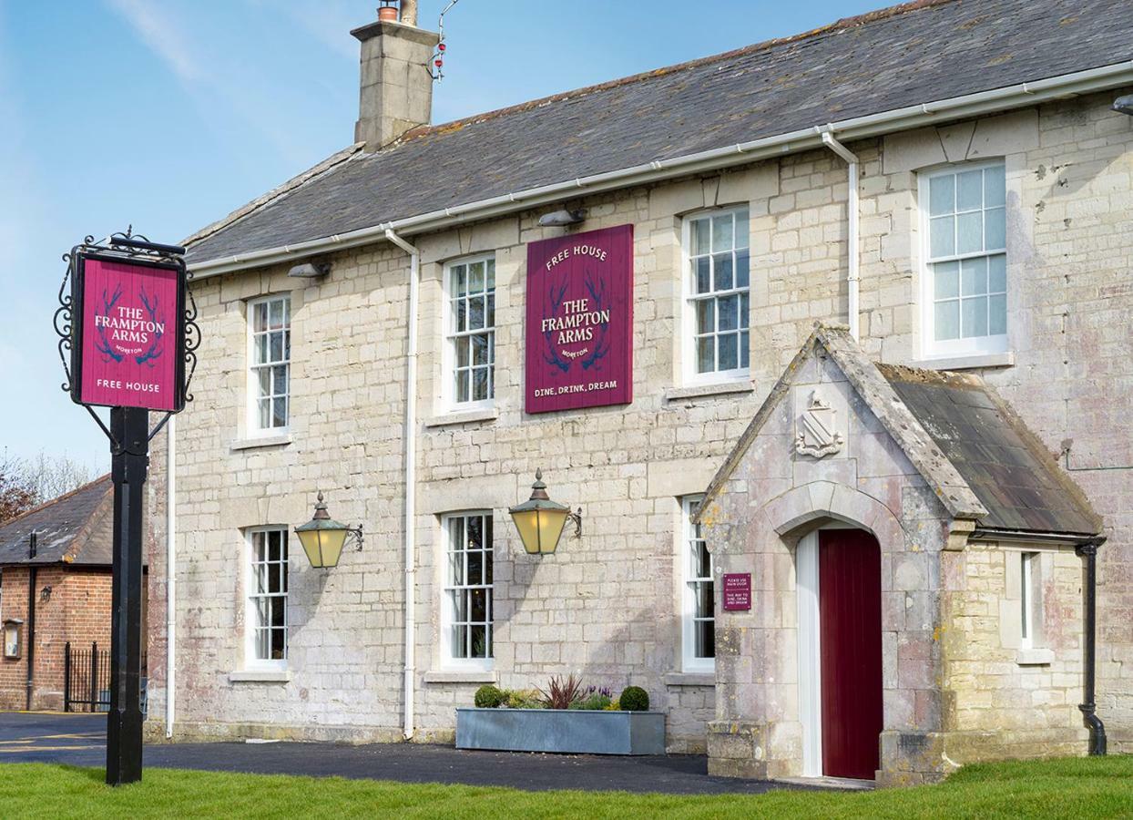 The Frampton Arms Hotel Moreton  Exterior photo